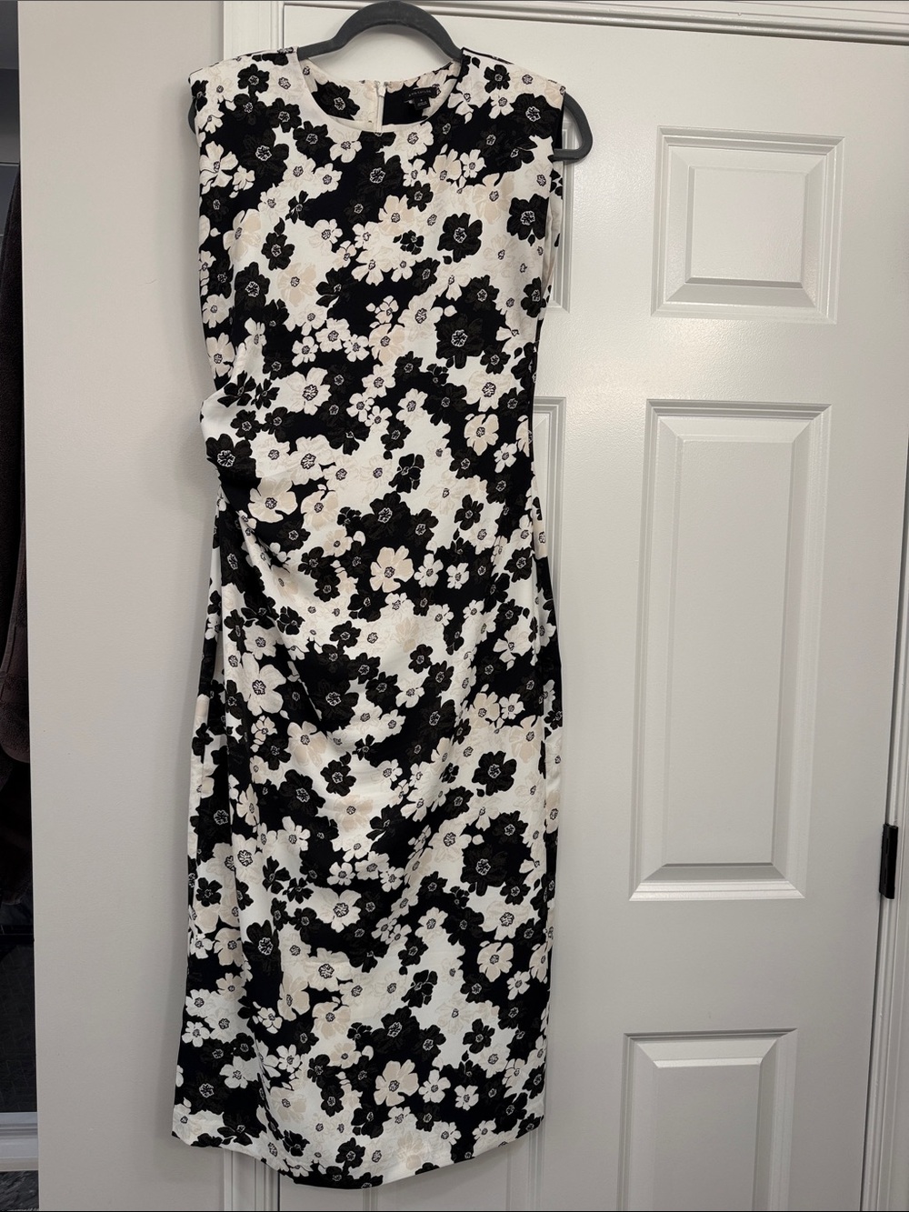 Ann Taylor Black and White Floral Sheath Dress